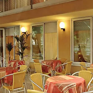 hotel-osteria-del-mare.emilia-romagnahotels.net/